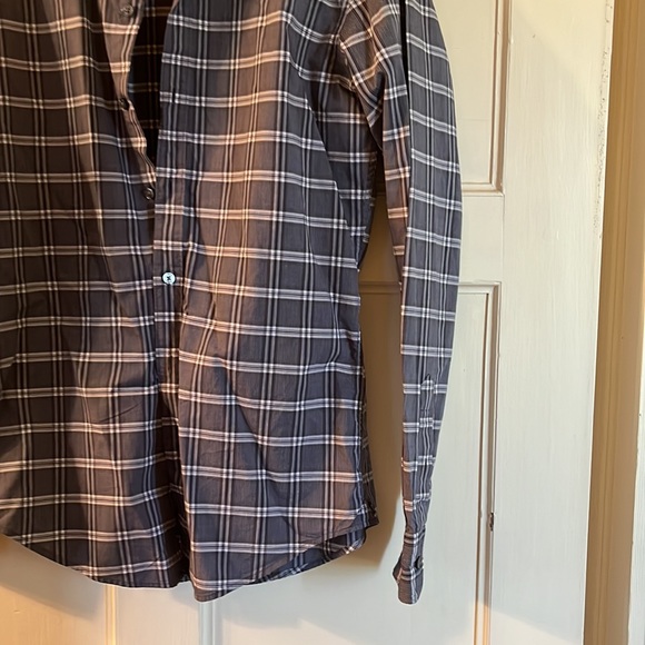 Hugo boss sharp, fit casual button down - Picture 3 of 5